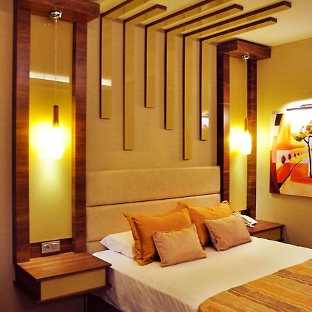 Avin Hotel İzmir Luaran gambar