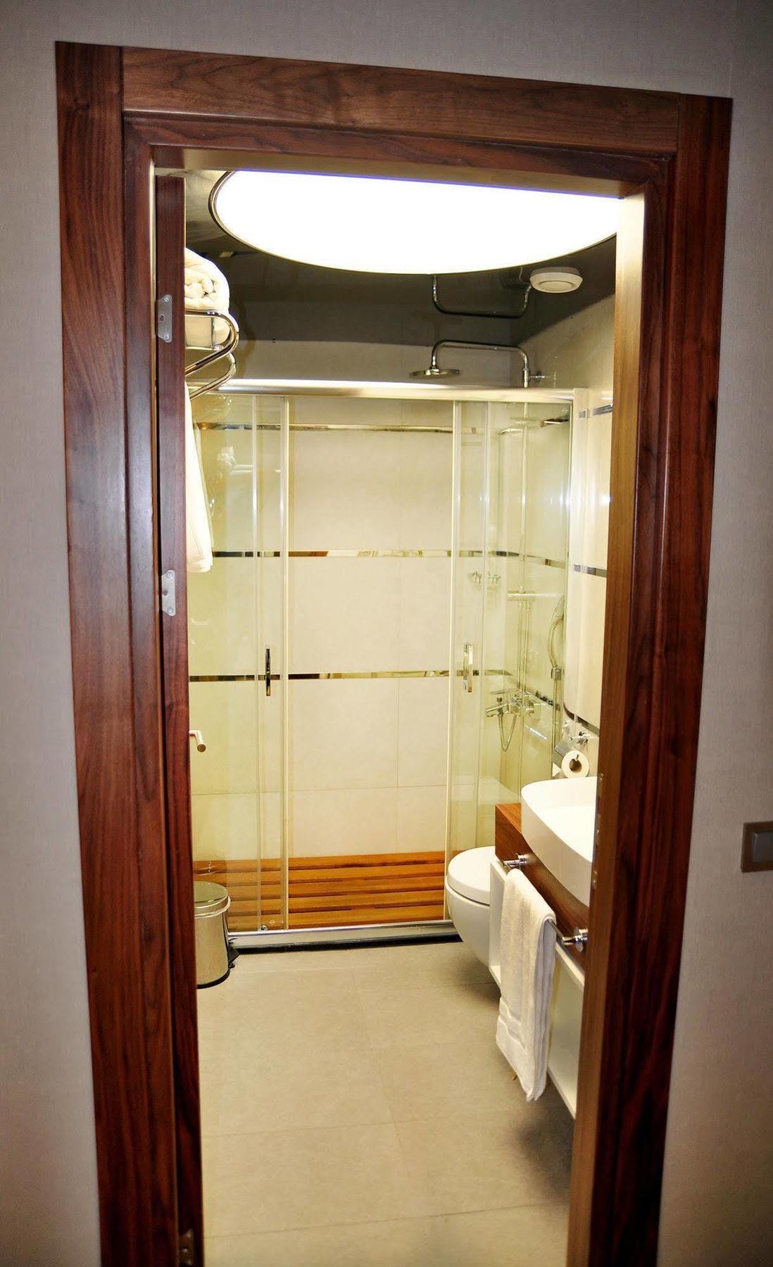 Avin Hotel İzmir Luaran gambar