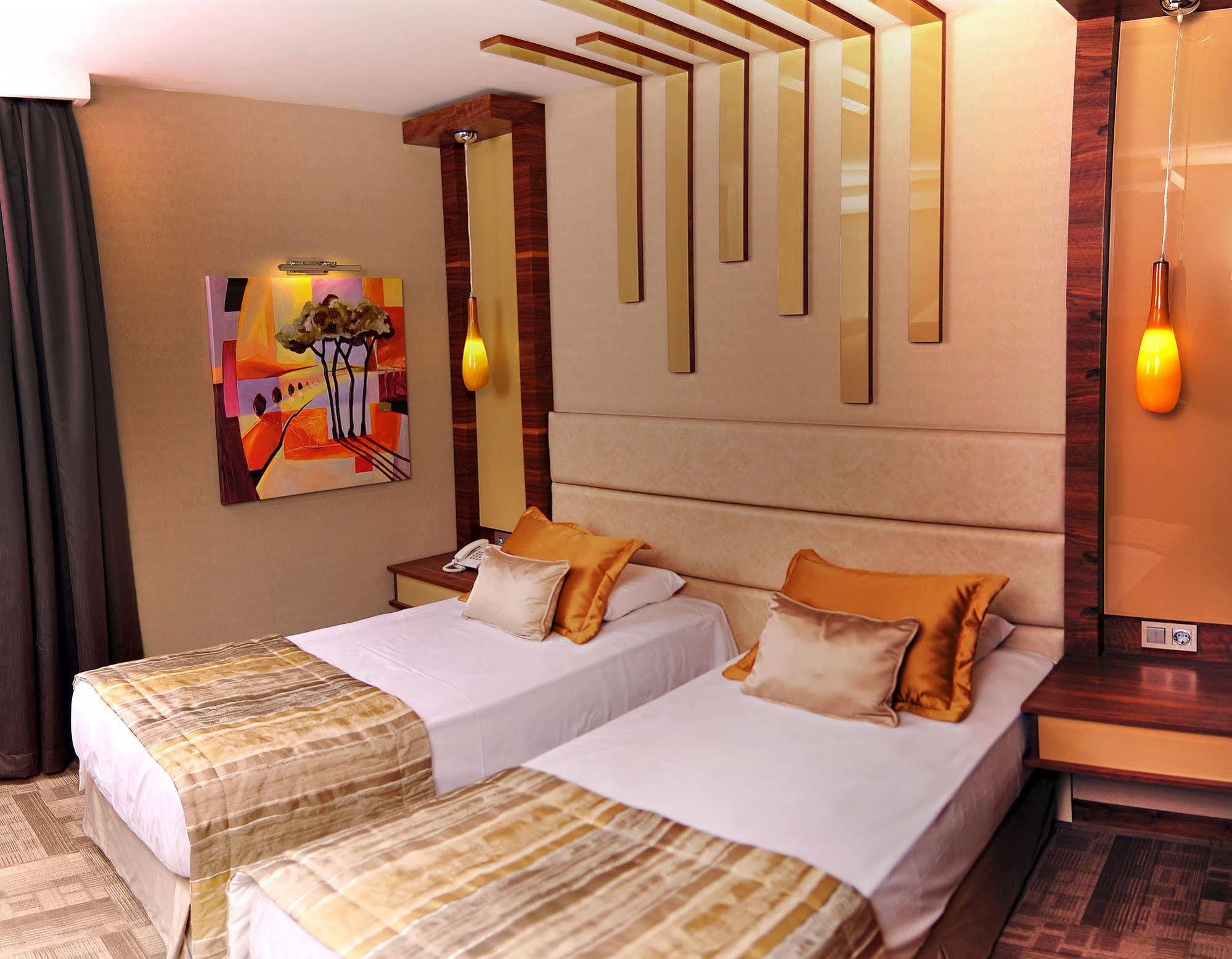Avin Hotel İzmir Luaran gambar