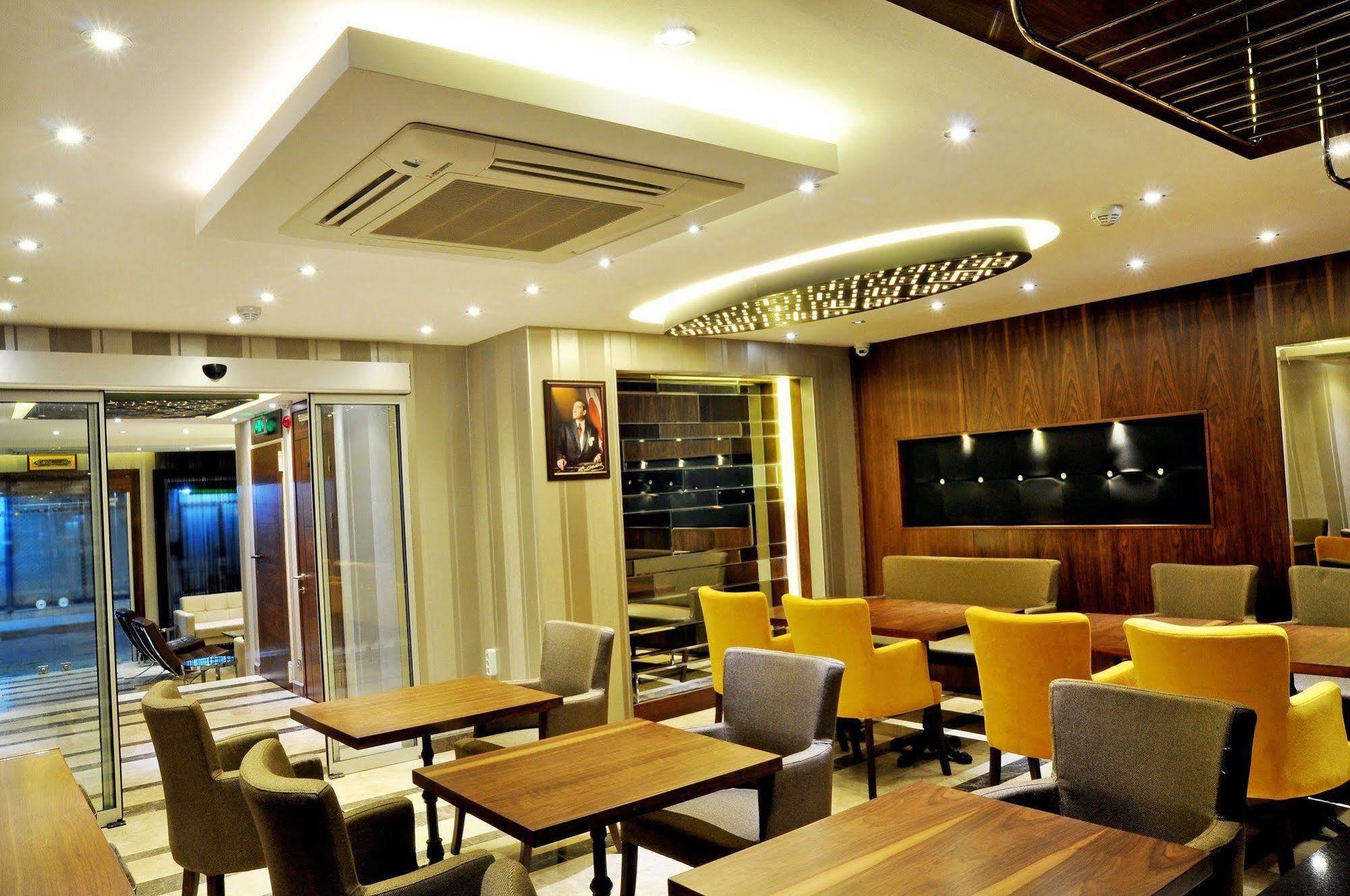 Avin Hotel İzmir Luaran gambar